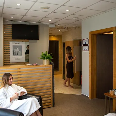 Et La K - Basel Airport Hotel Saint-Louis (Haut-Rhin)