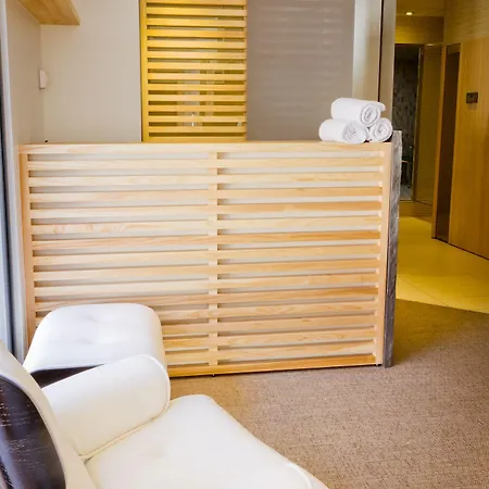 Et La K - Basel Airport 4*