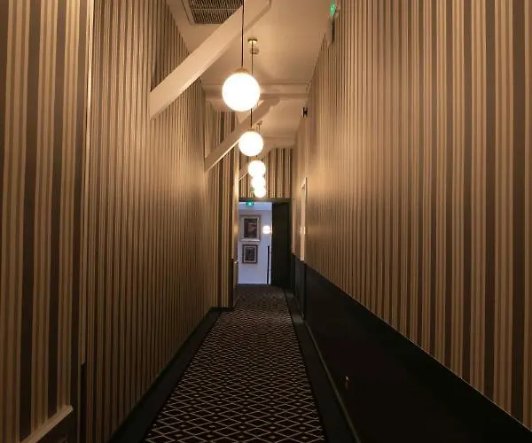 Hotel Et La K - Basel Airport 4*