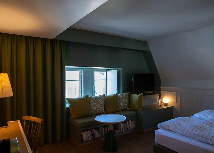 Et La K - Basel Airport 4*