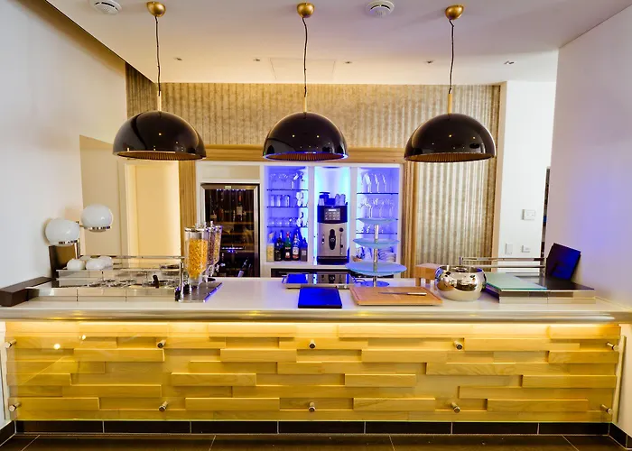 Et La K - Basel Airport Hotel Saint-Louis (Haut-Rhin)